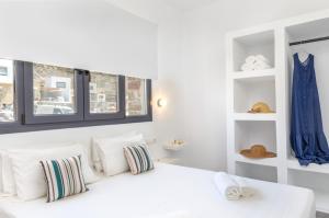 Ένα ή περισσότερα κρεβάτια σε δωμάτιο στο Bamboo Villa Naxos +106 φωτογραφίες