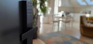 TV a/nebo společenská místnost v ubytování Hoobee Home & Rooftop Terrace + 39 fotografií