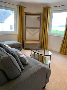 Posezení v ubytování Lamlash Bay Hotel
