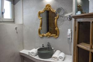 A bathroom at Melitia Traditional House