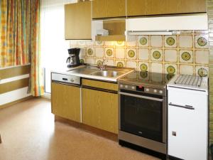Köök või kööginurk majutusasutuses Apartment Elisabeth-3 by Interhome