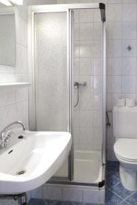 Vannituba majutusasutuses Apartment Neuner-1 by Interhome