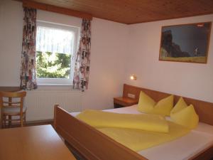 Część wypoczynkowa w obiekcie Apartment Helga-2 by Interhome