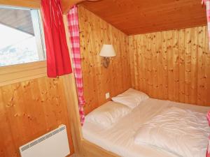 Letto o letti in una camera di Apartment Bisse-Vieux A-4 by Interhome
