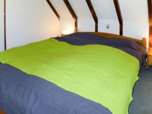 Ένα ή περισσότερα κρεβάτια σε δωμάτιο στο Holiday Home Oslo by Interhome