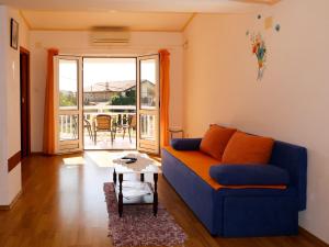 Posedenie v ubytovaní Apartment Rudez-1 by Interhome