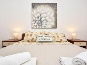 Posteľ alebo postele v izbe v ubytovaní Apartment Silvija-1 by Interhome