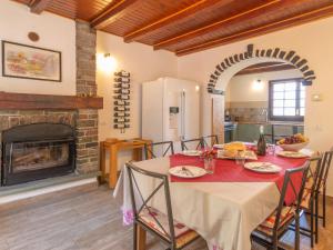 Φωτογραφία από το άλμπουμ του Holiday Home Rita - VNA201 by Interhome σε Perledo