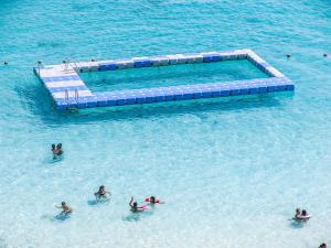 Beau Site Belle Vue Hotel tesisinde konaklayan konuklar