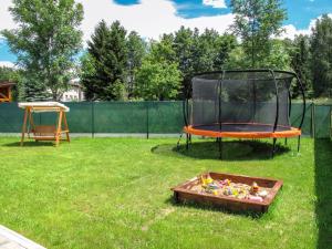Zahrada ubytování Holiday Home IVA by Interhome