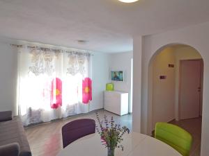 Posezení v ubytování Holiday Home Ivan by Interhome
