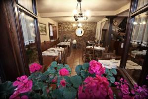 Reštaurácia alebo iné gastronomické zariadenie v ubytovaní Posada La Solana - Adults Only