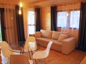 Posedenie v ubytovaní Holiday Home Villa Amber Gąski-3 by Interhome