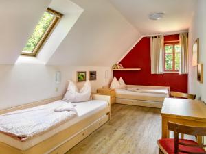Postel nebo postele na pokoji v ubytování Apartment Na mechu-2 by Interhome