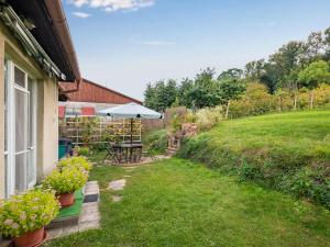 Zahrada ubytování Holiday Home Milovice by Interhome