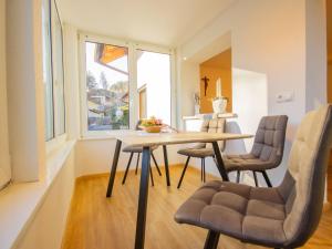Posezení v ubytování Apartment Gabi by Interhome