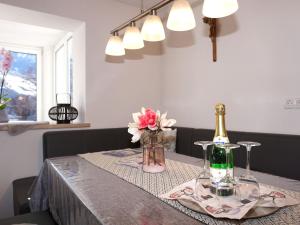 Nápoje v ubytování Apartment Gabi by Interhome