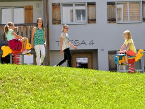 Hosté ubytování Apartment Surses Alpin-2 by Interhome