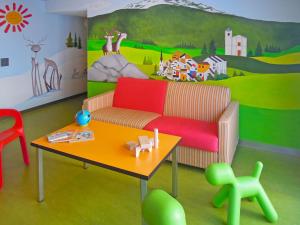 Posezení v ubytování Apartment Surses Alpin-2 by Interhome