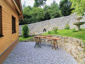 Zahrada ubytování Holiday Home Bečov nad Teplou 2 by Interhome