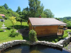 Zahrada ubytování Holiday Home Bečov nad Teplou 2 by Interhome