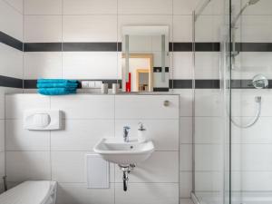 Koupelna v ubytování Holiday Home Bečov nad Teplou 2 by Interhome + 20 fotografií