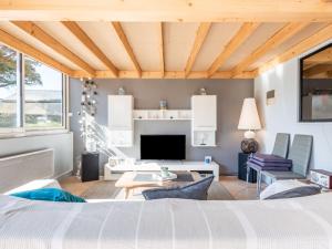 Posezení v ubytování Apartment Beaumanoir by Interhome