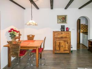 Φωτογραφία από το άλμπουμ του Apartment Am Hohen Bogen-64 by Interhome σε Kummersdorf +25 φωτογραφίες