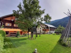 Afbeelding uit fotogalerij van Sonnenchalet Neusess in Mauterndorf