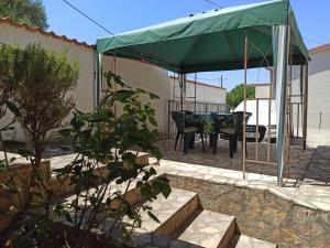 Patio alebo iná vonkajšia časť ubytovania Apartments Kornati