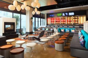 A seating area at Aloft El Segundo - Los Angeles Airport