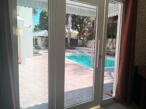 Bazén v ubytování Hotel Sea Breeze Sosua nebo v jeho okolí