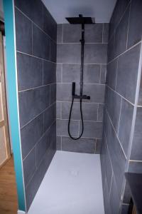 Ванна кімната в L'Atelier Brainois - Meublé de tourisme 3***