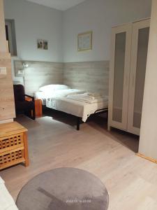 Katil atau katil-katil dalam bilik di Hotelik Krakowiak