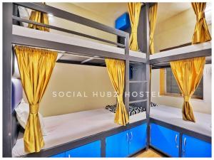 Postel nebo postele na pokoji v ubytování Social Hubz Hostel