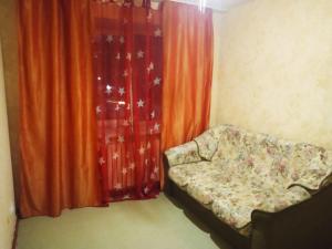 Χώρος καθιστικού στο Уютная 2 комн. квартира на Красном Камне