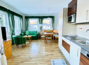 Kuchyň nebo kuchyňský kout v ubytování Apart-Pension Wesenauerhof