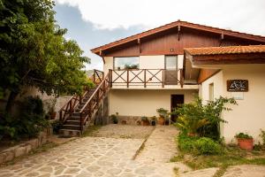 Το κτήριο όπου στεγάζεται  το bed & breakfast
