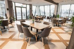 Restauracja lub miejsce do jedzenia w obiekcie Apartament Białka
