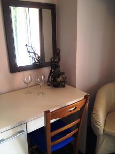 תמונה מהגלריה של VILLA VOLOSKO with private parking and breakfast,seaview בוולוסקו