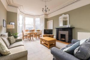 Foto da galeria de Stunning 3 Bedroom Flat in Bruntsfield em Edimburgo