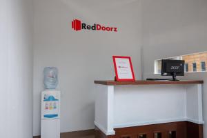 RedDoorz Syariah near Exit Tol Pemalang Comal 2的证书、奖牌、标识或其他文件