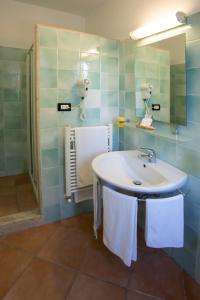 A bathroom at Hotel Vila Bahia