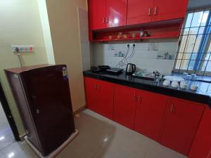 Dapur atau dapur kecil di StayVilla Royal