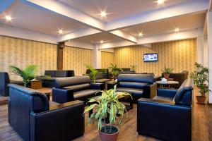 Ruang duduk di The Address Kathmandu Hotel