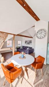Posezení v ubytování Penthouse im Dachgeschoss