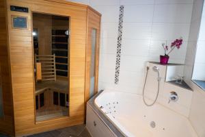 A bathroom at Stoabergblick