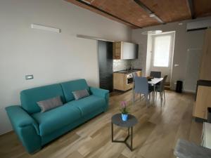 A seating area at Sotto la torre
