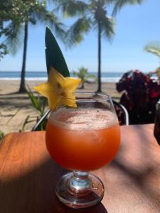 Напитки в Beach Front Bahia +35 фотографий