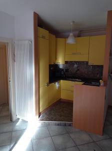 Η κουζίνα ή μικρή κουζίνα στο Casa Baia Azzurra +13 φωτογραφίες